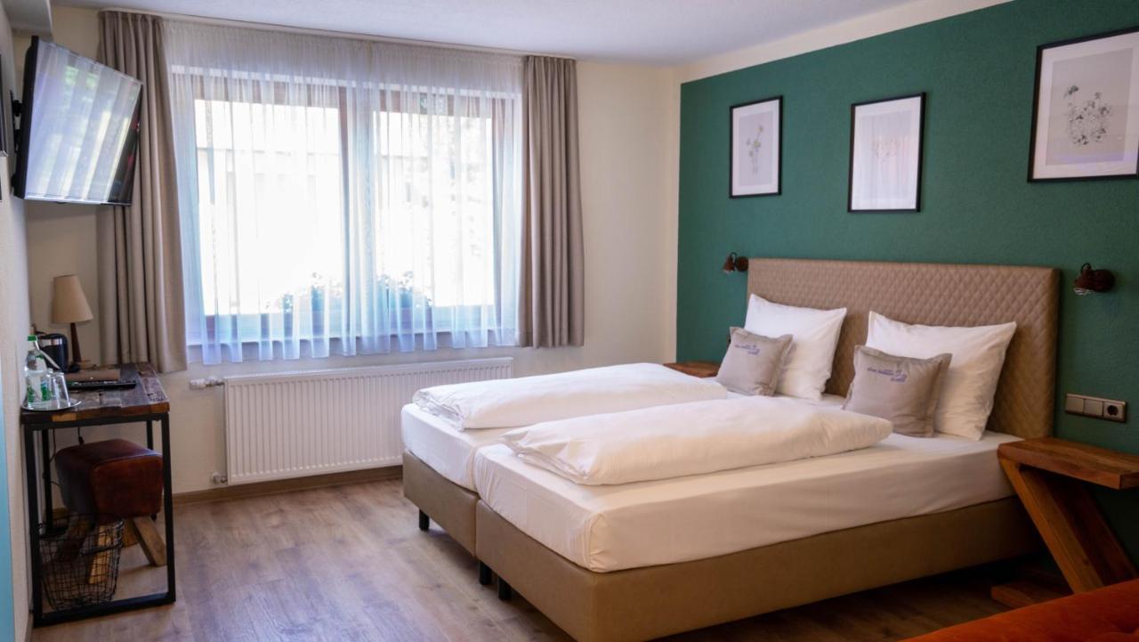 Hotel Gasthof Zum Schwan Steinsfeld Екстер'єр фото