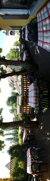 Hotel Gasthof Zum Schwan Steinsfeld Екстер'єр фото