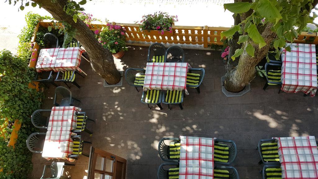 Hotel Gasthof Zum Schwan Steinsfeld Екстер'єр фото