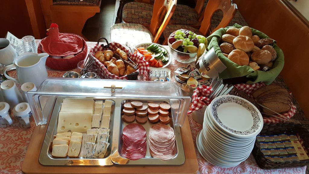 Hotel Gasthof Zum Schwan Steinsfeld Екстер'єр фото