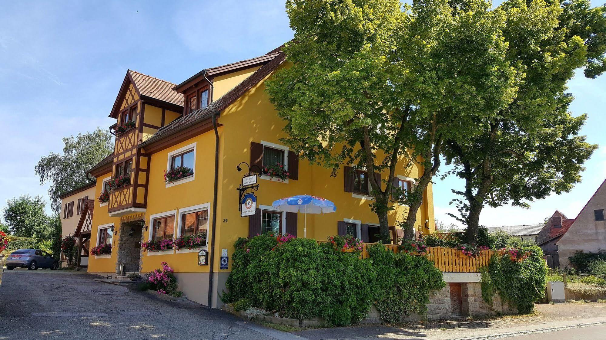 Hotel Gasthof Zum Schwan Steinsfeld Екстер'єр фото