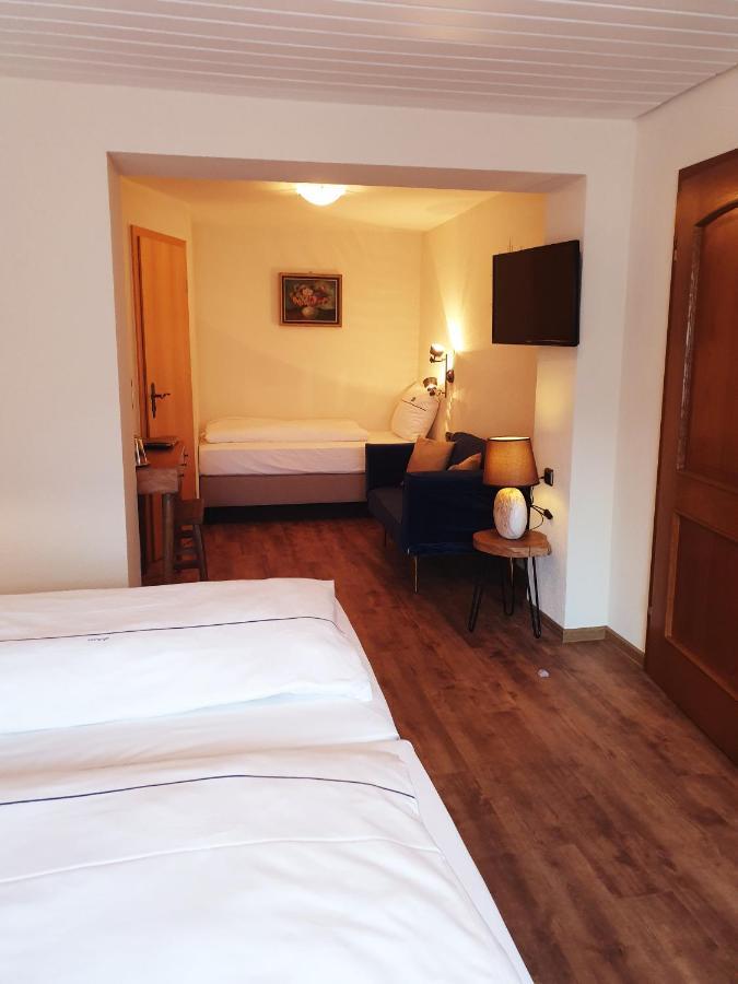 Hotel Gasthof Zum Schwan Steinsfeld Екстер'єр фото