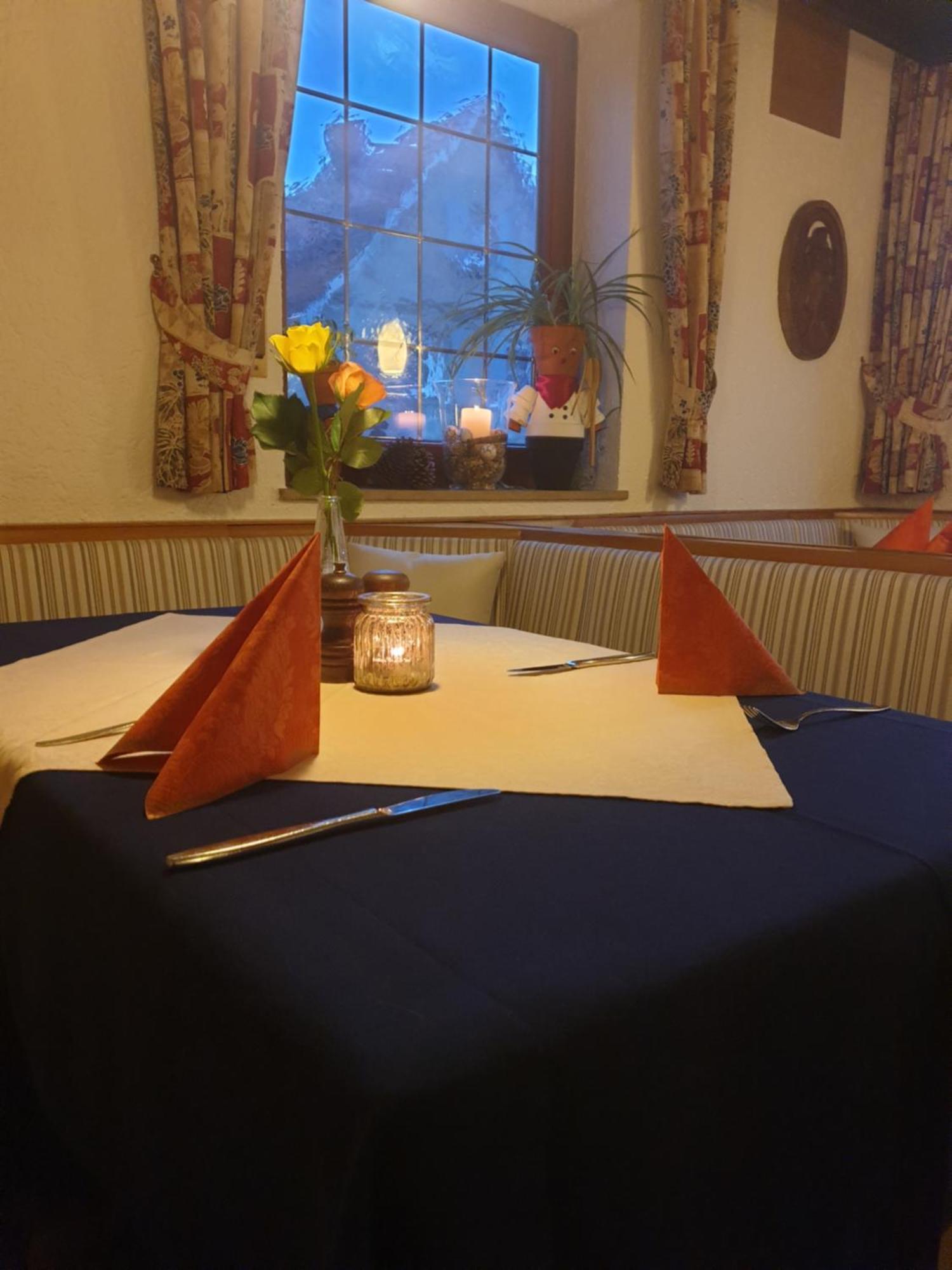 Hotel Gasthof Zum Schwan Steinsfeld Екстер'єр фото